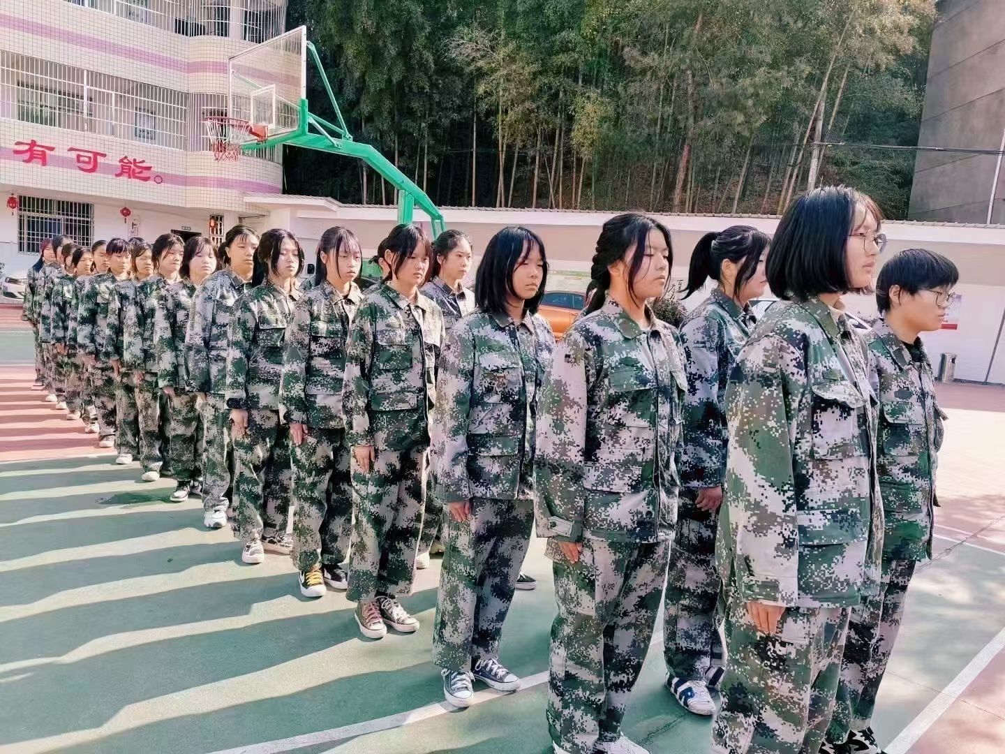 一次重要的决定，改变一个厌学孩子(图1)