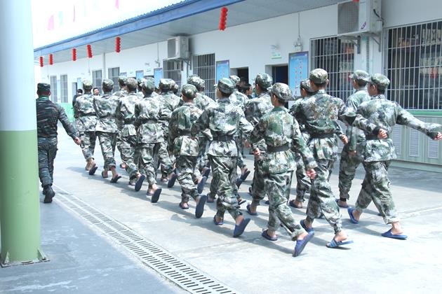 12岁男孩偷东西屡教不改怎么办?三步骤改造孩子偷东西的习惯(图1) 12岁男孩偷东西屡教不改怎么办?三步骤改造孩子偷东西的习惯(图1)