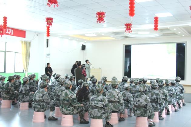 孩子被人打了怎么办？孩子之间打架吃亏了咋办(图1)