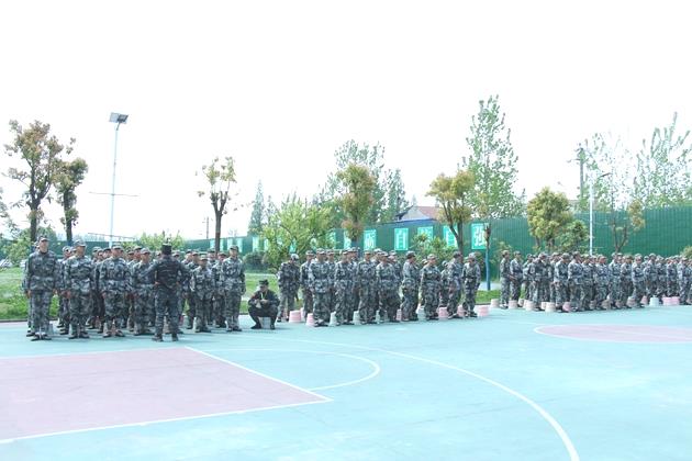 学霸家长如何面对学渣孩子?学霸家长的常见的三大误区(图1) 学霸家长如何面对学渣孩子?学霸家长的常见的三大误区(图1)