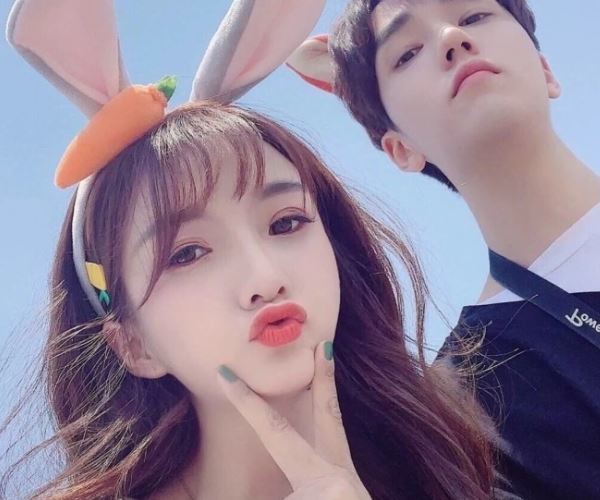 13岁女儿早恋怎么办,如何对待孩子的早恋问题(图3) 13岁女儿早恋怎么办,如何对待孩子的早恋问题(图3)