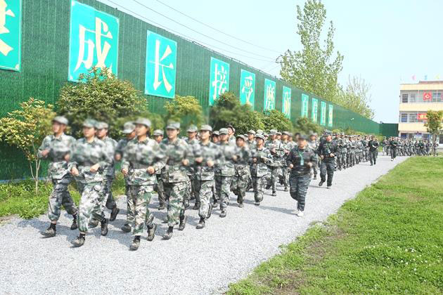 资料：青少年犯罪率惊人　防范校园暴力犯罪(图1)