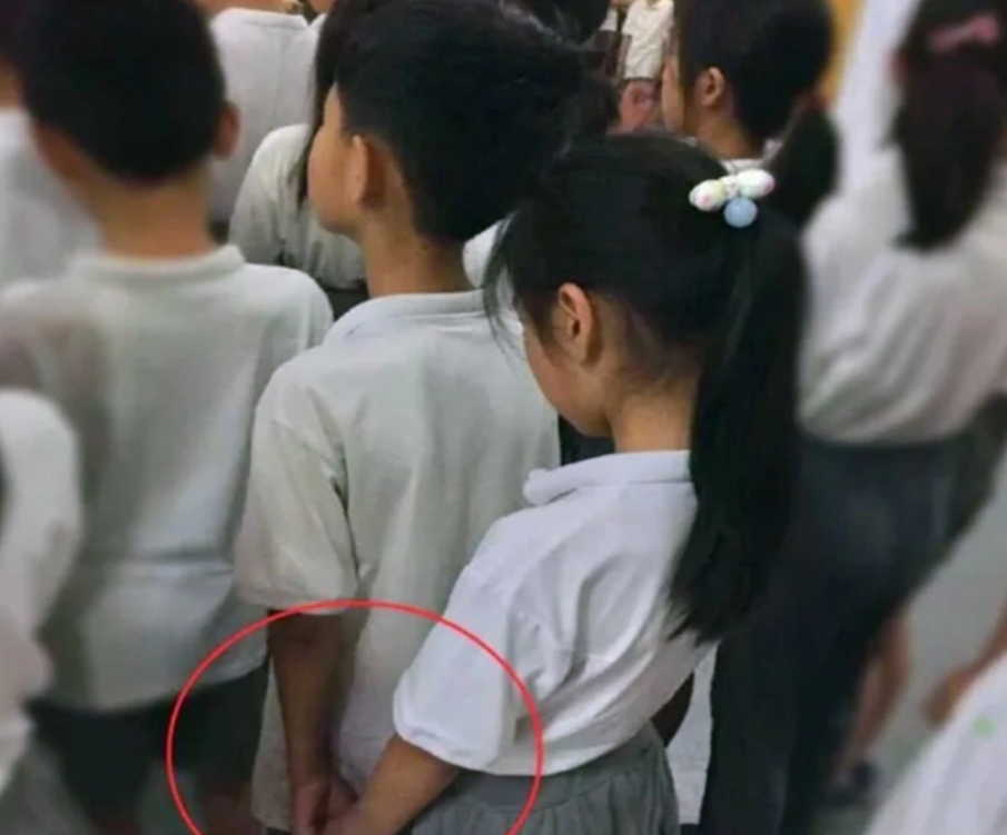 初一的孩子早恋怎么办,如何解决孩子早恋(图5) 初一的孩子早恋怎么办,如何解决孩子早恋(图5)