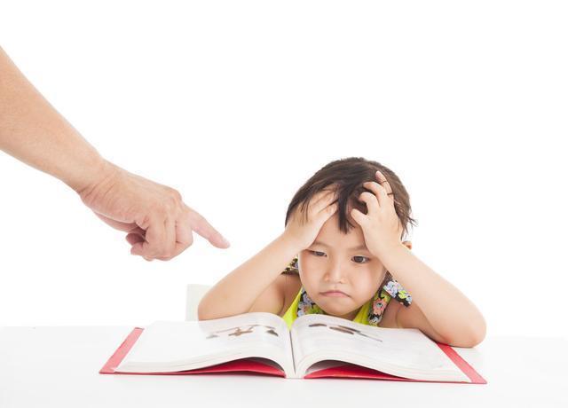 如何帮助厌学的孩子?亲子关系是父母帮助厌学孩子的钥匙(图1) 如何帮助厌学的孩子?亲子关系是父母帮助厌学孩子的钥匙(图1)