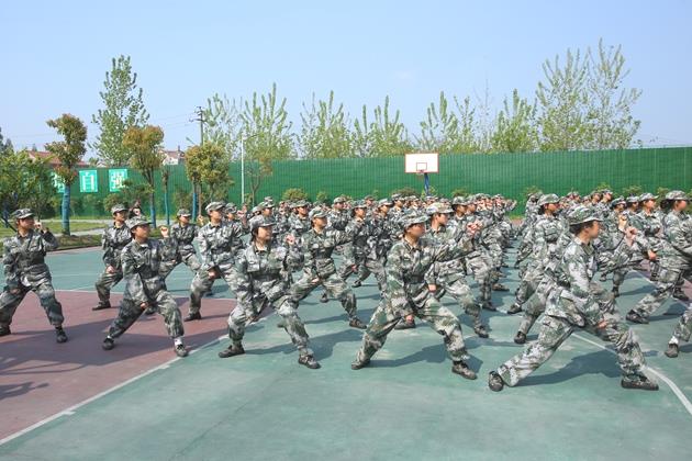 十堰问题孩子学校( 十堰叛逆小孩教育学校)(图1) 十堰问题孩子学校( 十堰叛逆小孩教育学校)(图1)